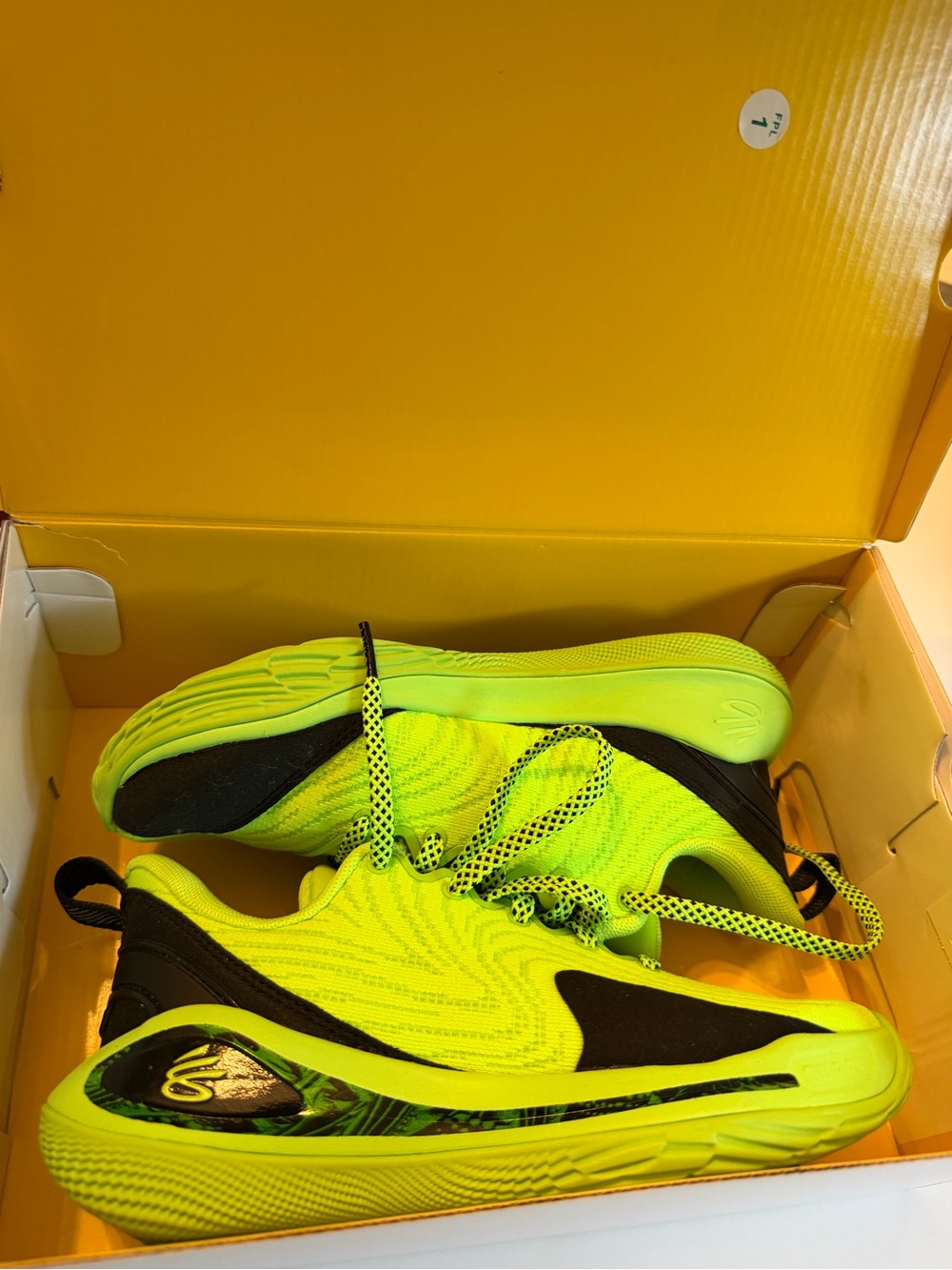 NEW Curry 12 EXTL Youth Basketball Shoes | Size 3.5Y | Green | Steph Curry - Picture 3 of 8